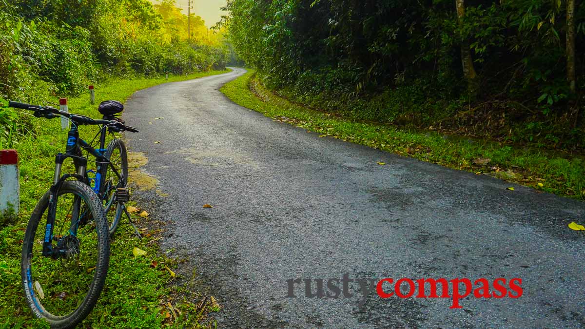 Cycling Phong Nha